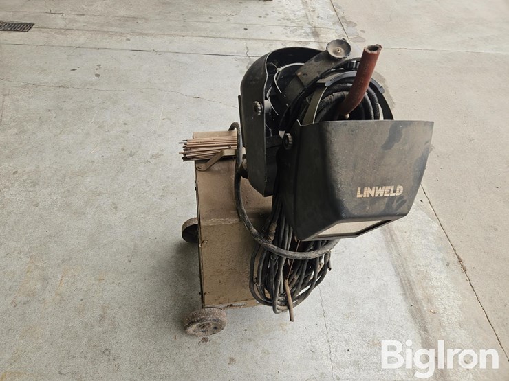 hobart-t-225-stick-welder-image-3