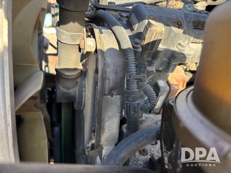 2013-unit-70-image-37