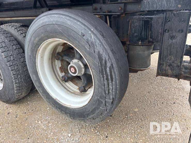 2000-mack-truck-(dr12562-unit-a59)-image-16