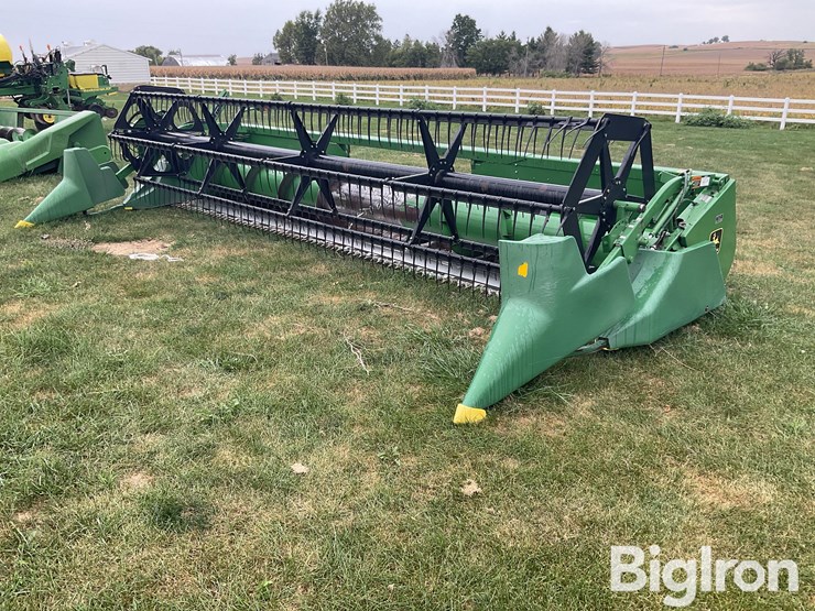 1997-john-deere-920-image-1