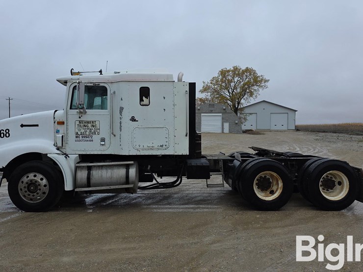 1995-international-9200i-image-8