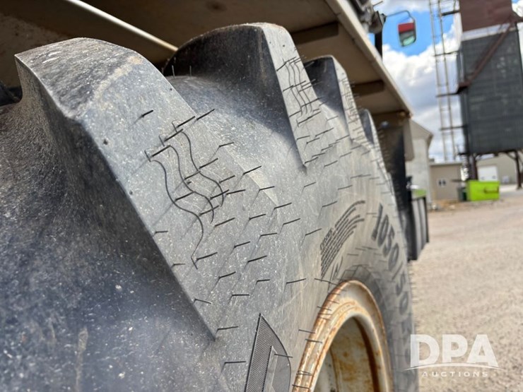 2010-case-ih-2010-image-30