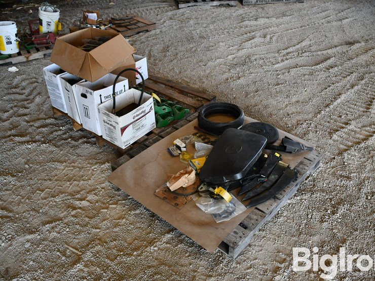 pallets-of-1770-planting-parts-image-5