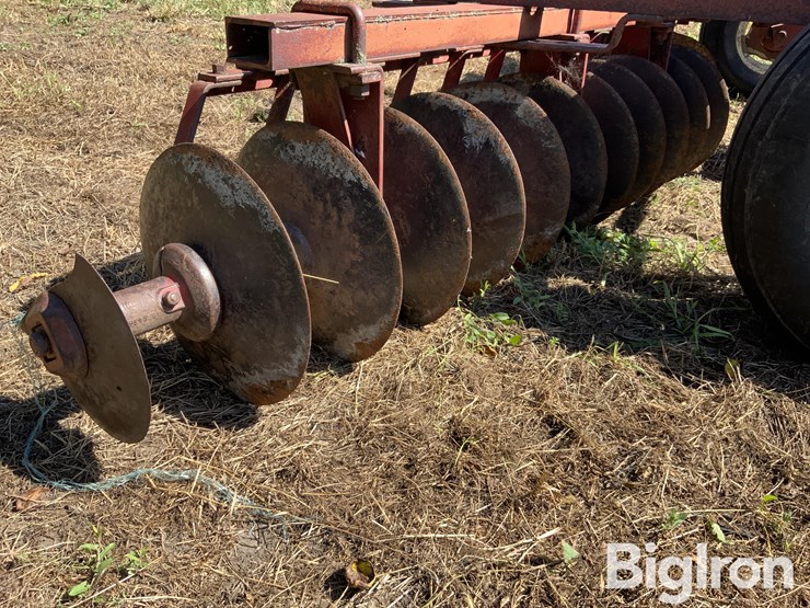 international-370-image-16