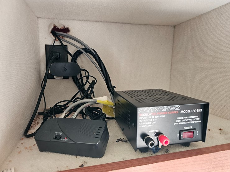 #22198-•-2007-georgie-boy-landau-motorhome-image-44