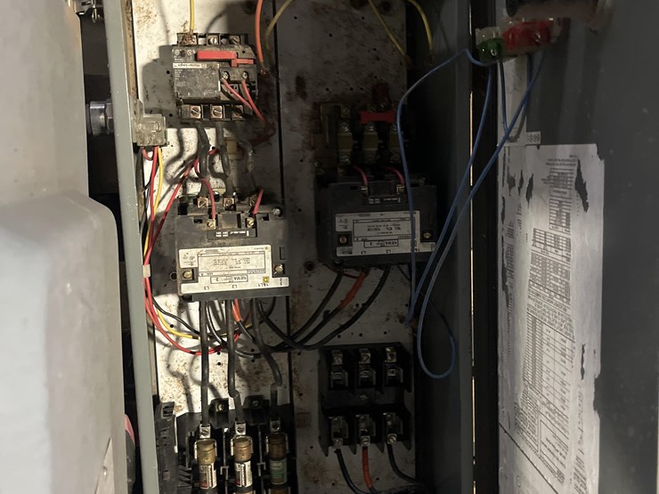 square-d-pump-panels-image-11