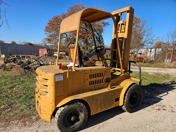 #22765-•-1960's-baker-forklift-(non-runner)-image-11