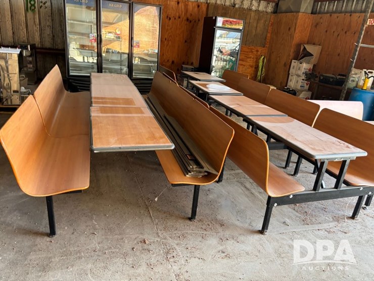 double-booths-(dr12592)-image-1