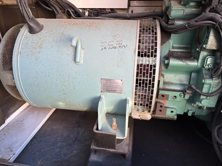 #1472-•-whisperwatt-dca-100ssvu-towable-generator-image-25