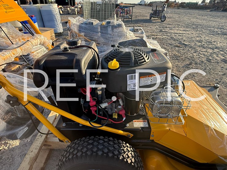 #23-•-unused-dewalt-dw33-walk-behind-zero-turn-mower-inv#32773-image-8