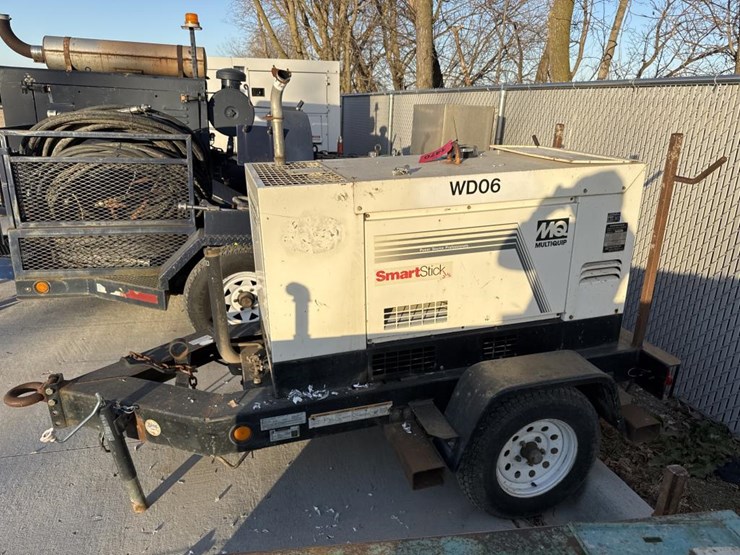 #1470-•-whisperweld-dlw-400esa4-towable-welder-image-2