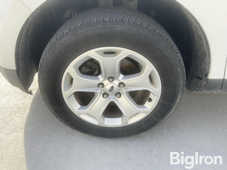 2014-ford-edge-image-18