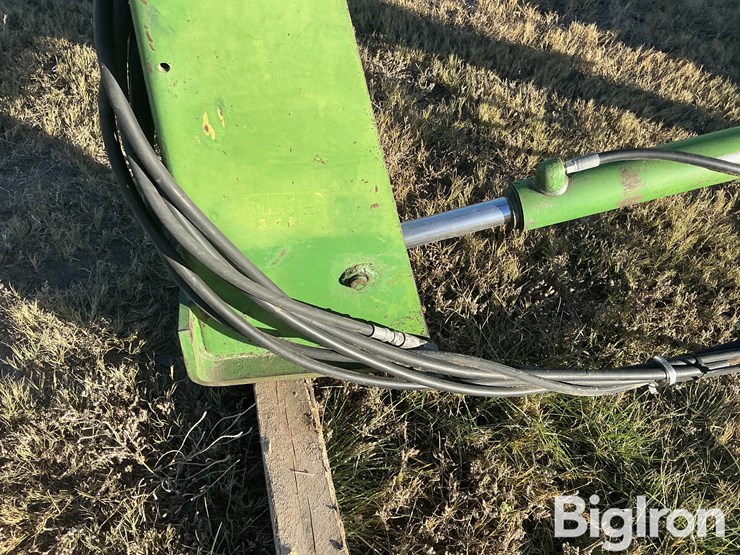 john-deere-158-image-13