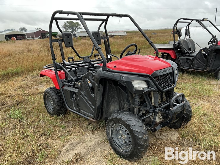 2015-pioneer-4x4-image-3