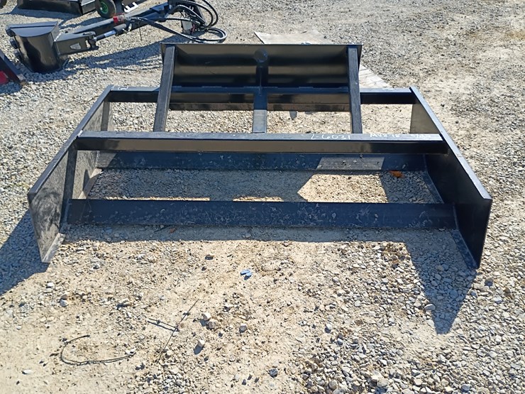 #22201-•-gravel-leveler-72"-skid-steer-attachment-image-8