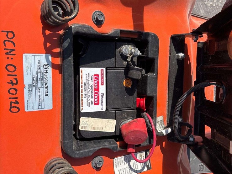 husqvarna-46in-riding-mower-image-9