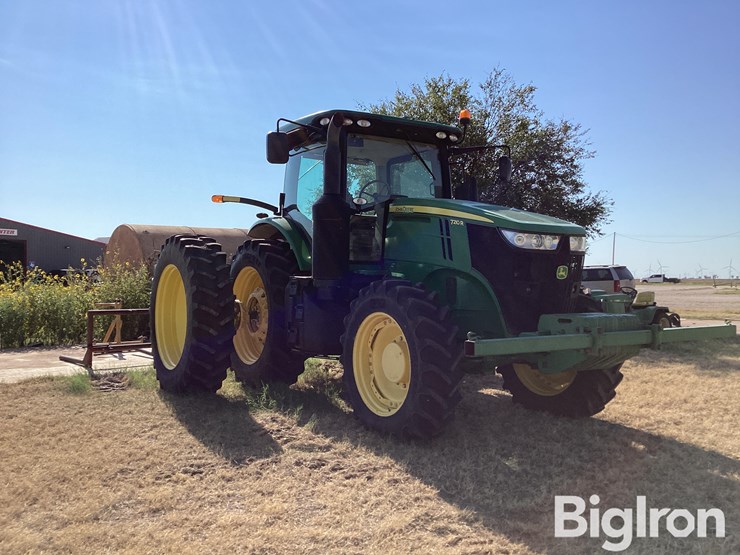 2016-john-deere-7210r-image-3