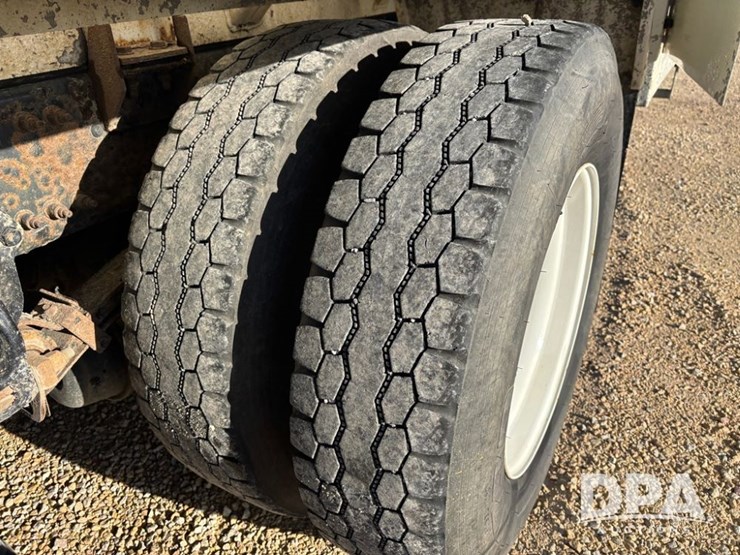 2013-unit-70-image-64