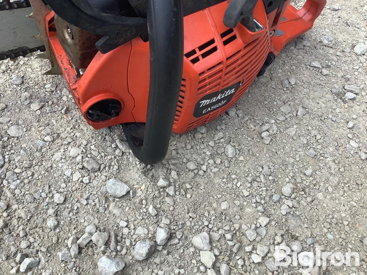 makita-chainsaw-image-9