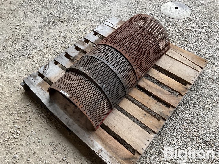 new-holland-355-image-1