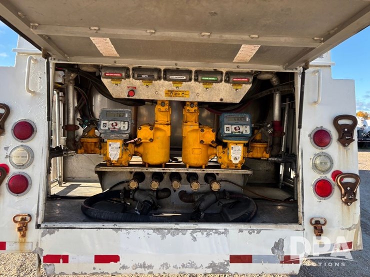 2013-unit-70-image-47