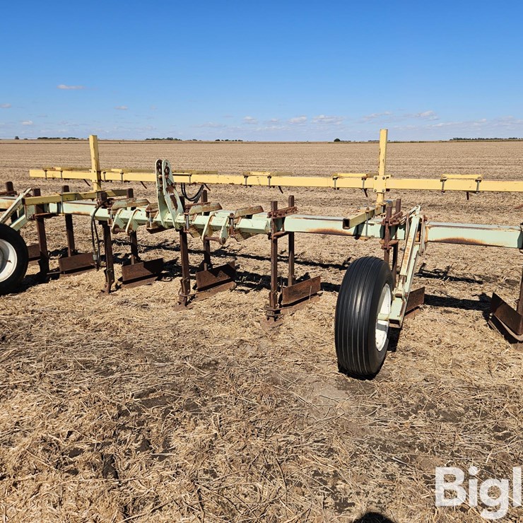 Orthman 6R36 3-PT Ditcher