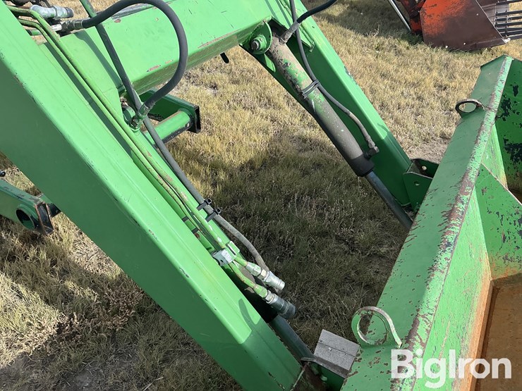 john-deere-4320-image-11