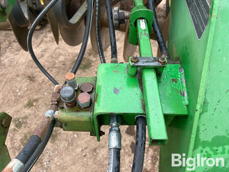 john-deere-635-image-14