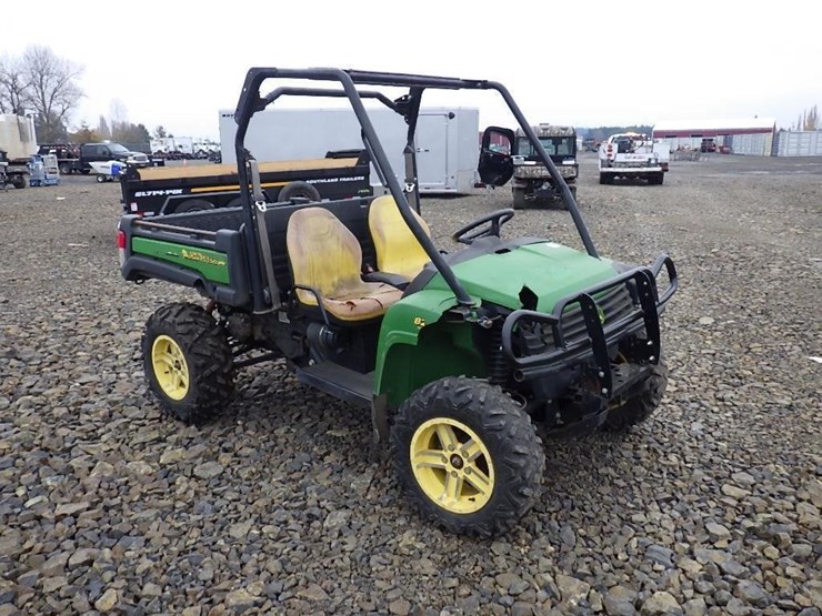 john-deere-gator-image-3