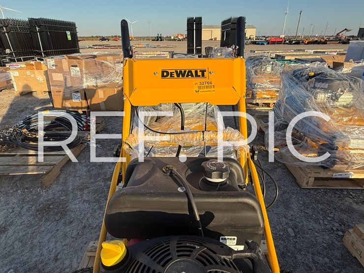 #28-•-unused-dewalt-dw33-walk-behind-zero-turn-mower-inv#32771-image-12