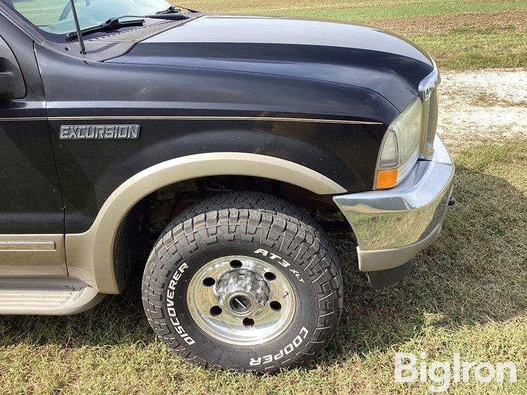 2002-ford-excursion-limited-image-13