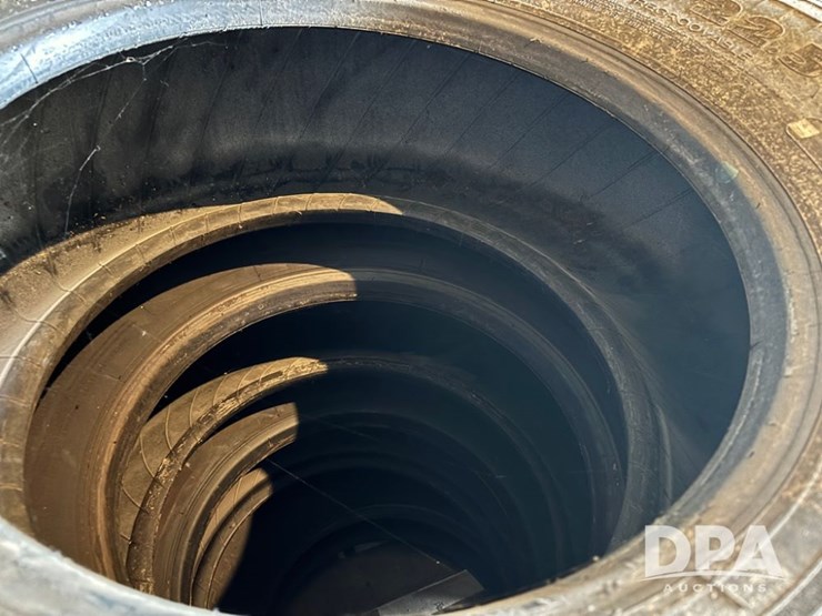 truck-tires-(dr12576)-image-7