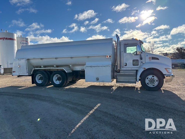 2013-unit-70-image-18