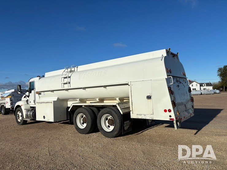 2013-unit-70-image-7