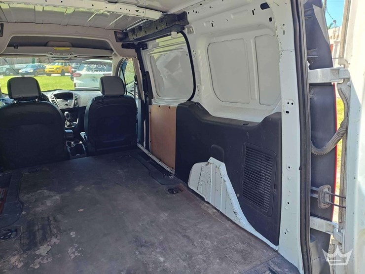 2015-ford-transit-connect-image-26