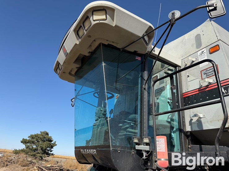 1998-gleaner-r72-image-9