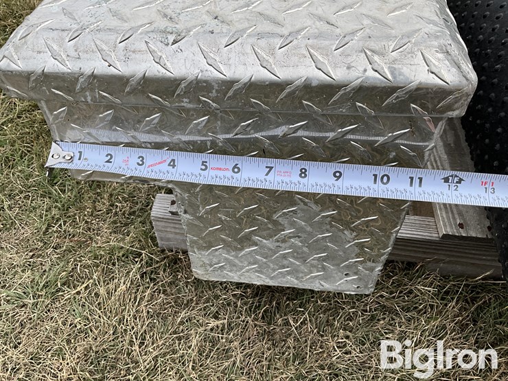 pickup-toolboxes-&-rubber-bed-mat-image-20