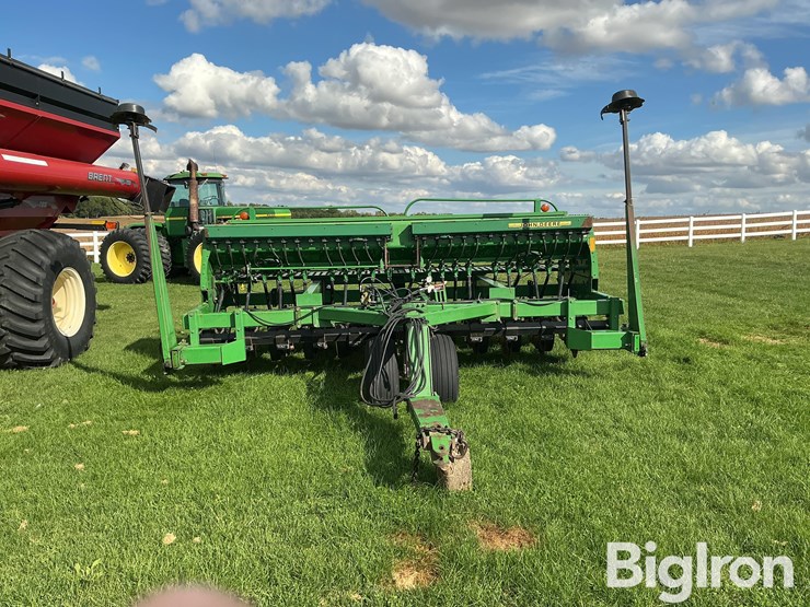 john-deere-750-image-2