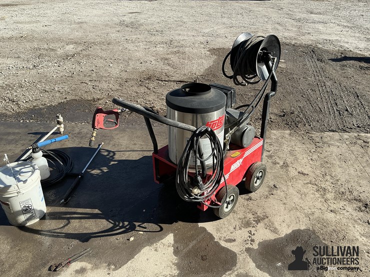 hotsy-hc165l.1-pressure-washer-image-5