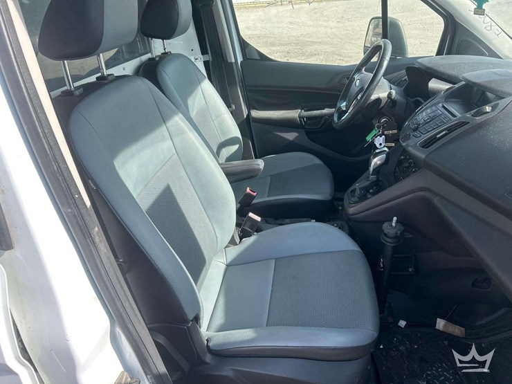 2016-ford-transit-connect-image-22