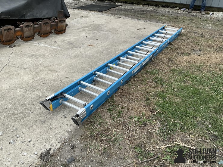 werner-24’-extension-ladder-image-7