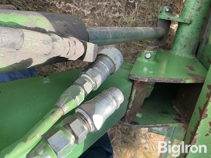 john-deere-4320-image-12