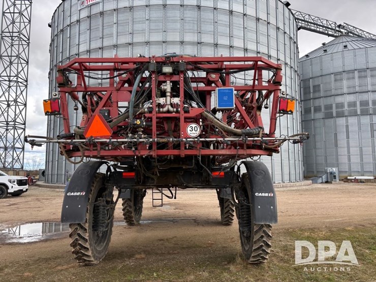 2014-case-ih-3016-image-10