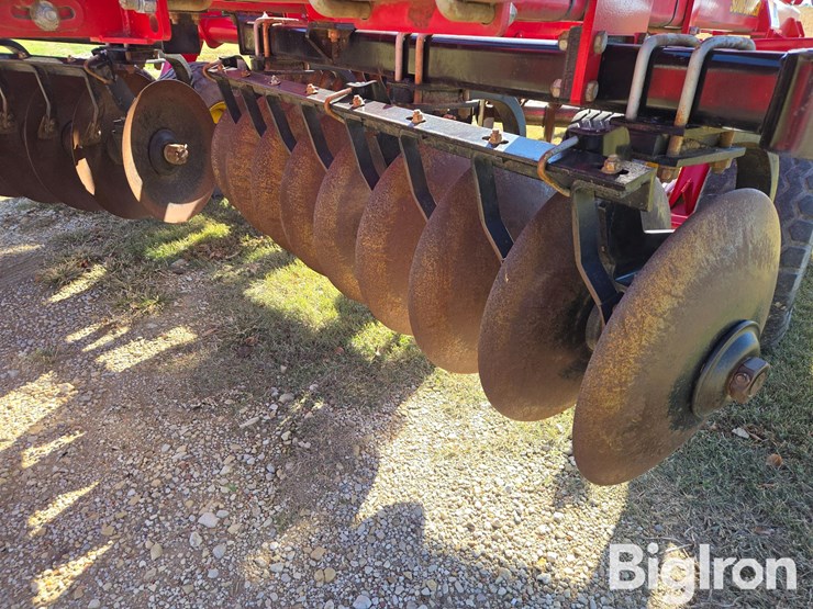 2016-sunflower-1436-33-image-15