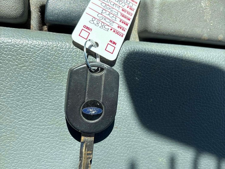 2015-ford-f350-image-18