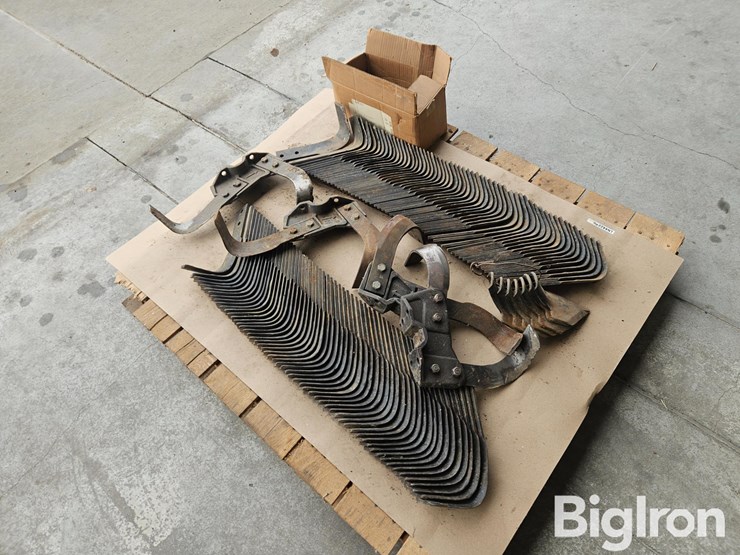 eversman-unused-tiller-knives-&-brackets-image-3