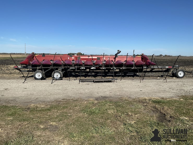 2006-case-ih-2412-image-2