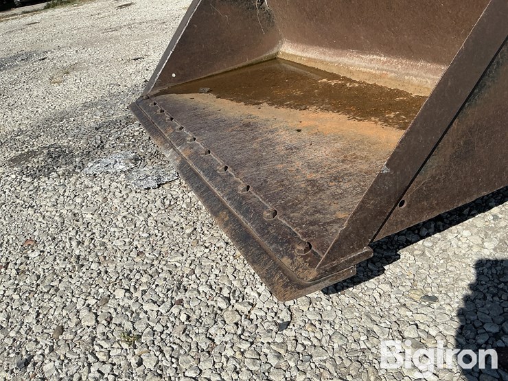 shop-built-66”-bucket-image-9