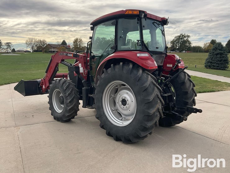 2013-case-ih-farmall-105c-image-7