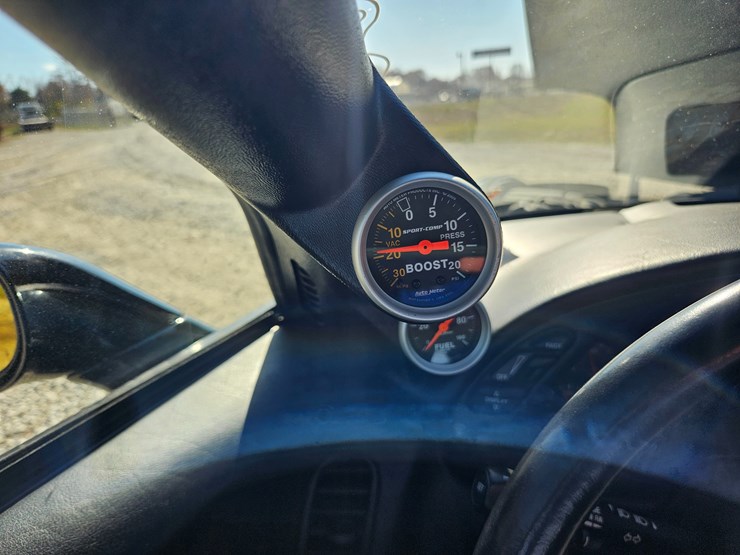 #22774-•-2002-chevrolet-corvette-z06-car-image-46